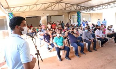 MARDEN JÚNIOR  ASSINA ORDEM DE SERVIÇO PARA RETOMADA DAS OBRAS DO CMEI DO SETOR VILA AUGUSTO