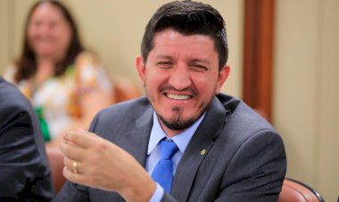 Público avalia Glaustin da Fokus como o melhor deputado federal de Goiás em 2021 pelo prêmio Congresso em Foco