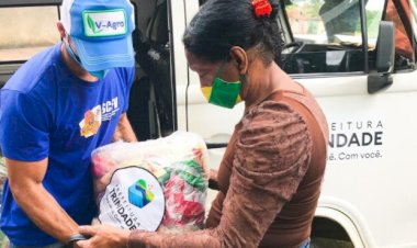 PREFEITURA DE TRINDADE BENEFICIA COM CESTAS BÁSICAS FAMÍLIAS ATENDIDAS NO CENTRO DE REFERÊNCIA DE ASSISTÊNCIA SOCIAL LAGUNA PARK