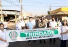 PREFEITO PARTICIPA DE DESFILE CÍVICO COM 200 ALUNOS DE COLÉGIO MILITAR