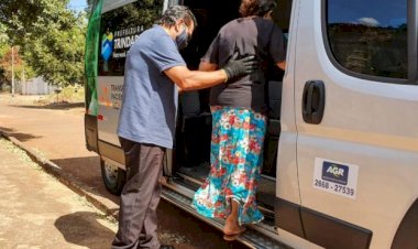 PREFEITURA DE TRINDADE TRANSPORTA PACIENTES COM INSUFICIÊNCIA RENAL CRÔNICA PARA HEMODIÁLISE FORA DO MUNICÍPIO