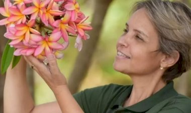 MARDEN JÚNIOR DECRETA LUTO OFICIAL POR TRÊS DIAS EM TRINDADE PELA MORTE DA PROFESSORA MÁRCIA PEREIRA RODRIGUES